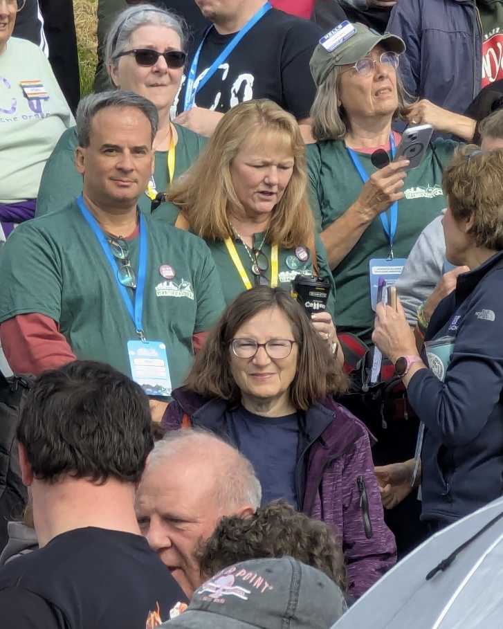 GW OLIAR in crowd