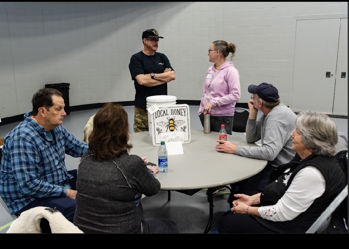 Winter_potluck_24_table_1.jpg